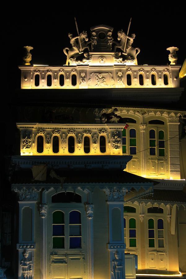 French Haveli Hotel Ahmedabad Exterior photo