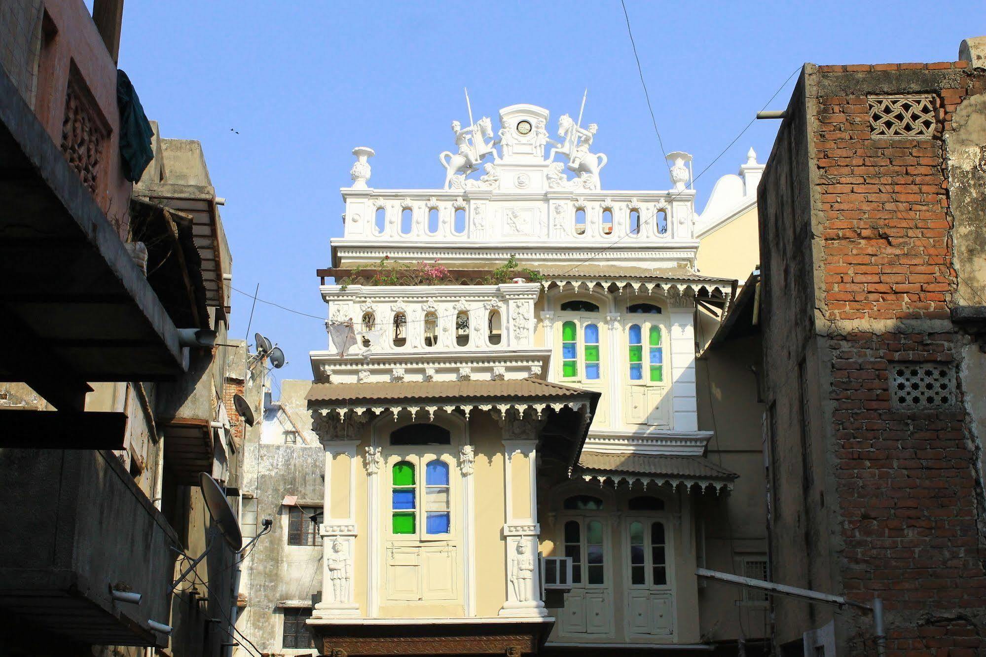 French Haveli Hotel Ahmedabad Exterior photo